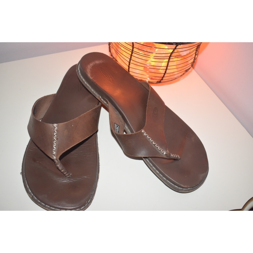 Men’s Brown Leather Flip Flops